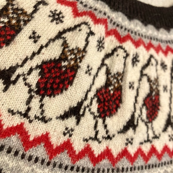 Christmas Sweater - Picture 2 of 3
